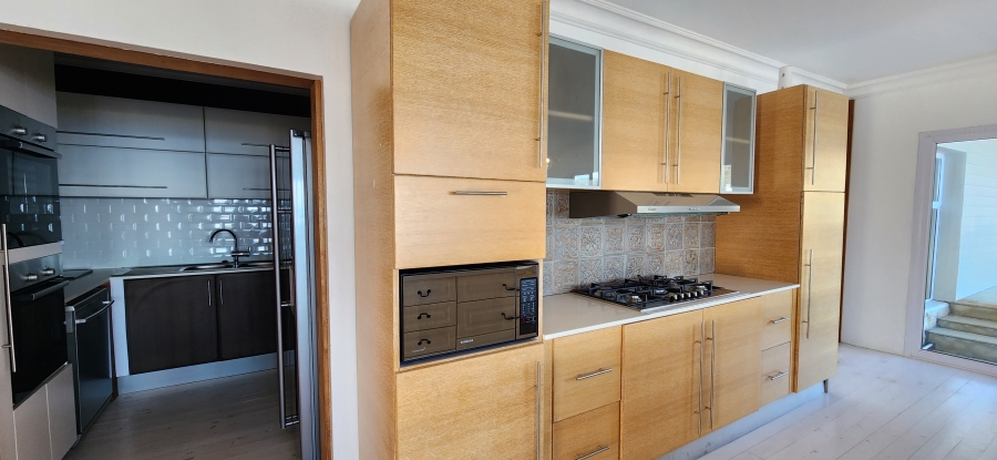 To Let 4 Bedroom Property for Rent in Glencairn Heights Western Cape